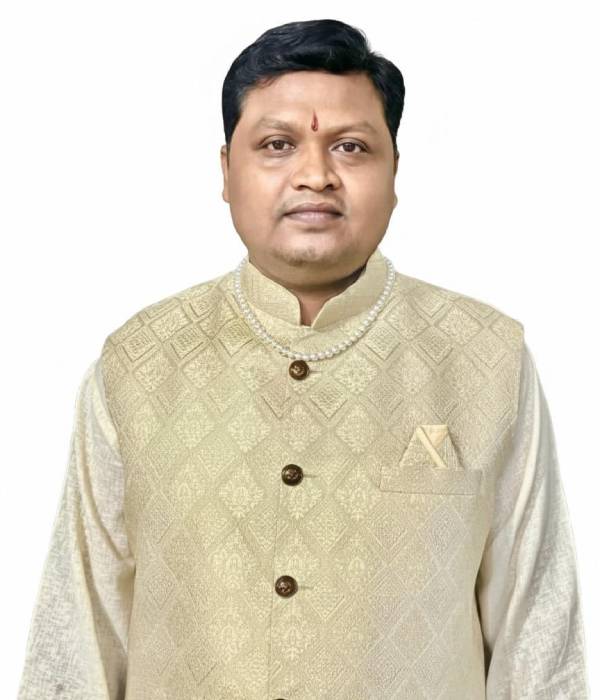 About Acharya Avinash Kumar